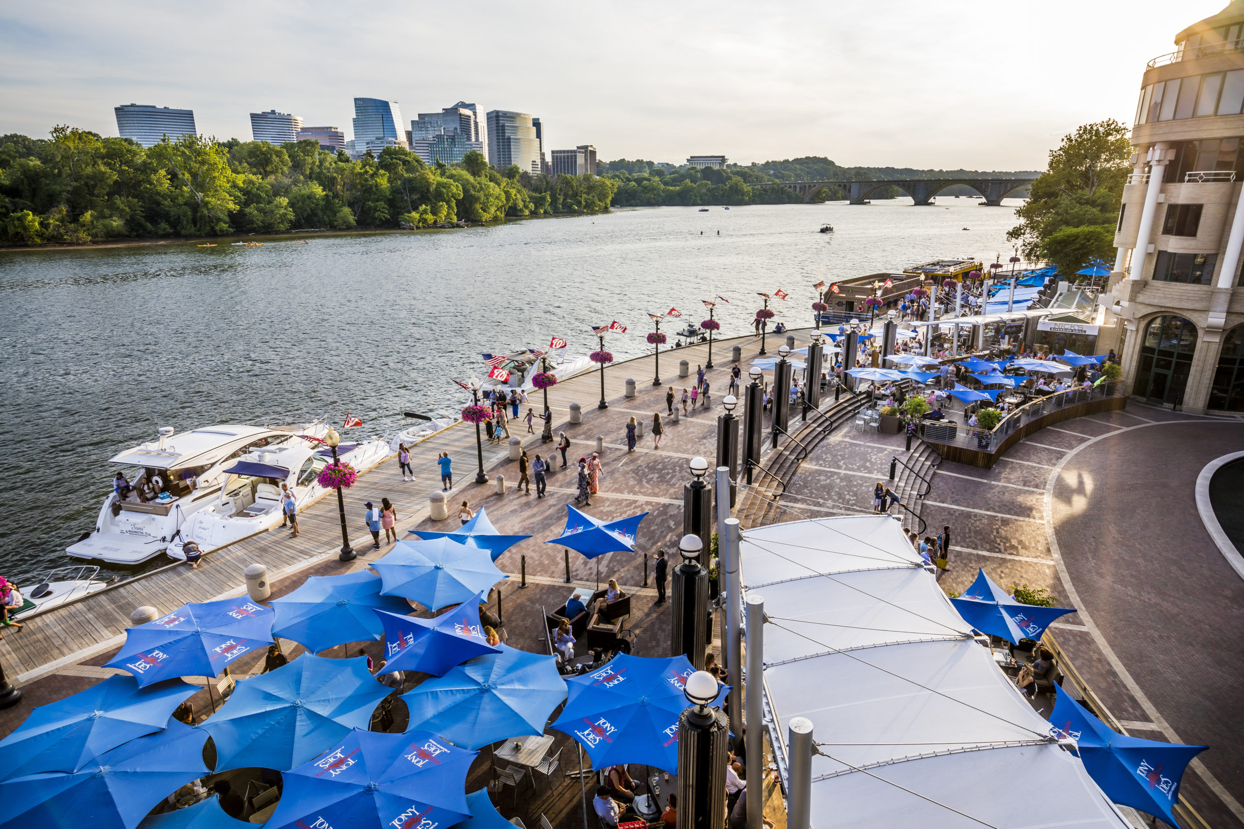 port washington restaurants on the water